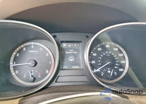 2017 Hyundai Santa Fe Sport z USA, uszkodzony, nr VIN 5NMZU3LB5HH019018